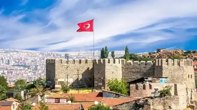 Ankara_Kalesi_Keşfi.webp Ankara Kalesi'ni keşfetmek için Come Rent'ten araç kiralayın!